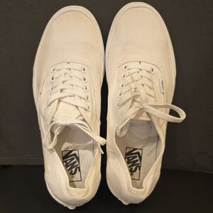Vans Men's Off-White Canvas Sneakers